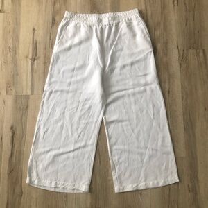 H&M White Ankle Cropped Pants
